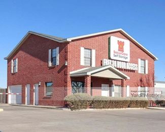Photo 1 of SecurCare Self Storage - 9565 North Loop Drive, El Paso, TX