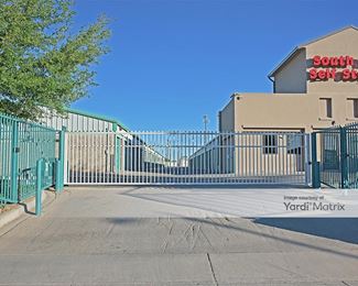 Photo 2 of South Main Self Storage - 1910 South Main Street, Las Cruces, NM