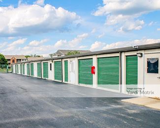 Photo 4 of Storage Inns of America - 2651 West Alex Bell Road, Moraine, OH