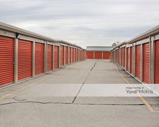 Photo 2 of Public Storage - 580 South Orchard Lane, Beavercreek Township, OH