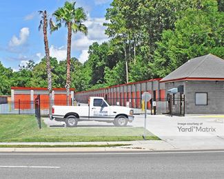 Photo 3 of Public Storage - 2930 SE 58th Avenue, Ocala, FL