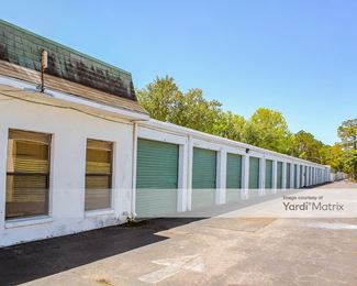 Photo 2 of Store Space Self Storage - 3728 North Main Street, Gainesville, FL