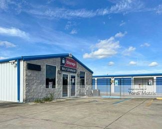 Photo 1 of iStorage - 2303 North State Street, Bunnell, FL