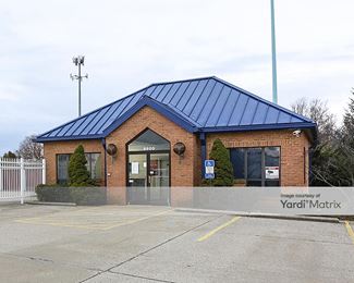 Photo 1 of iStorage - 8900 Rossash Road, Cincinnati, OH