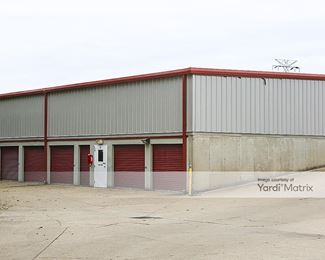 Photo 3 of iStorage - 4900 Franklin Avenue, Norwood, OH