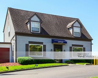 Photo 1 of Extra Space Storage - 525 West 35th Street, Covington, KY