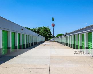 Photo 3 of Extra Space Storage - 281 Richwood Road, Walton, KY