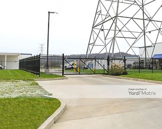 Photo 4 of Wilder Storage - 91 Banklick Road, Wilder, KY