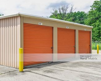 Photo 3 of Stearns Road Mini Storage - 8000 Stearns Road, Olmsted Falls, OH
