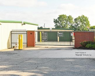 Photo 3 of Triskett Road Storage - 12610 Triskett Road, Cleveland, OH