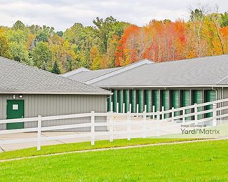 Photo 2 of Redi Storage - 237 West Aurora Road, Northfield Center, OH