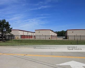 Photo 2 of SecurCare Self Storage - 38255 St Clair Street, Willoughby, OH