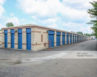 Photo 4 of Storage Rentals of America - 1897 West Market Street, Akron, OH