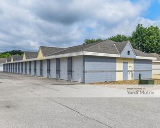 Photo 4 of StoreEase Self Storage - 1001 Kelly Drive, Grafton, OH