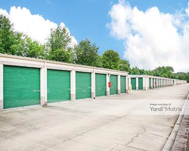 Storage Units for Rent available at 2007 Eastwood Avenue, Akron, OH 44305