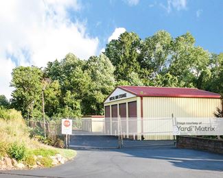 Photo 2 of Mutual Mini Self Storage - 1770 Akron-Peninsula Road, Akron, OH