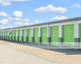 Photo 5 of Extra Space Storage - 1455 Broadway Avenue, Bedford, OH