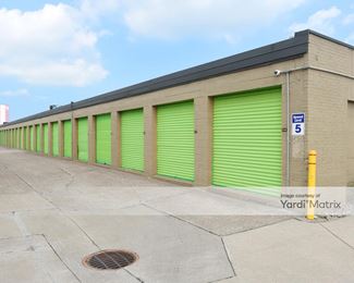 Photo 2 of Extra Space Storage - 4976 West 130th Street, Cleveland, OH