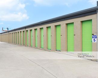 Photo 4 of Extra Space Storage - 4976 West 130th Street, Cleveland, OH