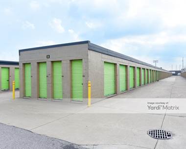 Storage Units for Rent available at 4976 West 130th Street, Cleveland, OH 44135