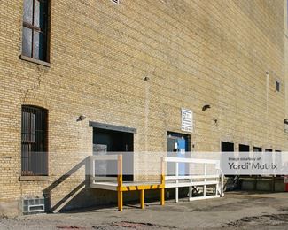 Photo 2 of EZ Self Storage - 305 North Plankinton Avenue, Milwaukee, WI