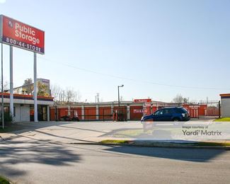 Photo 3 of Public Storage - 535 South 84th Street, Milwaukee, WI