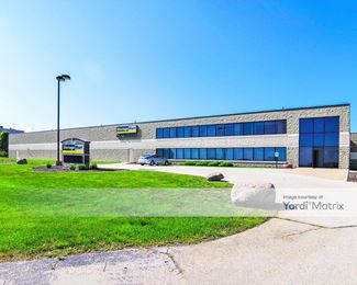 Photo 3 of StorageMart - N112W18518 Mequon Road, Germantown, WI