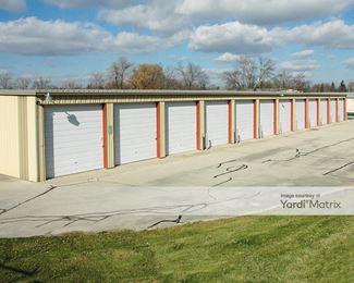 Photo 1 of Maxi Storage - 58 Capitol Drive, Oconomowoc, WI