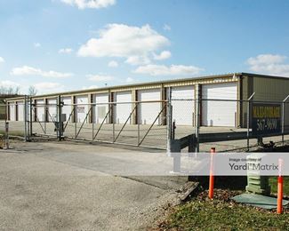 Photo 2 of Maxi Storage - 58 Capitol Drive, Oconomowoc, WI
