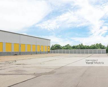 Storage Units for Rent available at 6805 South 27th Street, Franklin, WI 53132
