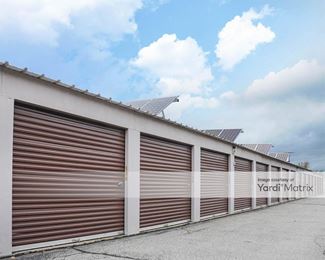 Photo 3 of Hauch Storage - 2185 Woodbury Avenue, Newington, NH