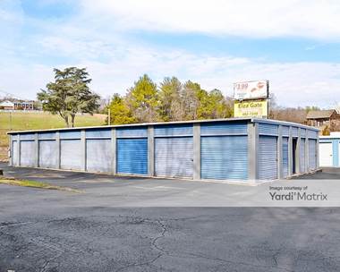 Storage Units for Rent available at 99 Oak Ridge Turnpike, Oak Ridge, TN 37830