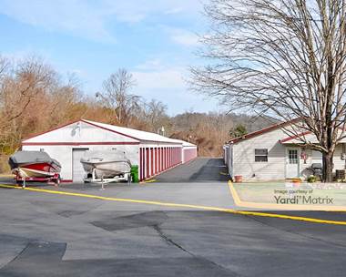 Storage Units for Rent available at 99 Oak Ridge Turnpike, Oak Ridge, TN 37830