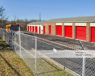 Photo 5 of iStorage - 4811 Central Avenue Pike, Knoxville, TN
