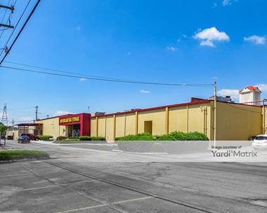Storage Units for Rent available at 115 North Calderwood Street, Alcoa, TN 37701