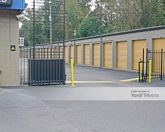 Photo 2 of Storage King USA - 1501 Capital Circle NW, Tallahasee, FL