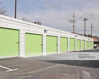 Photo 4 of Public Storage - 490 Eastern Avenue, Malden, MA