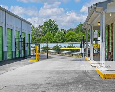 Storage Units for Rent available at 2135 Columbiana Road, Birmingham, AL 35216