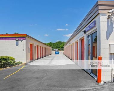 Storage Units for Rent available at 6917 Oporto Madrid Blvd South, Birmingham, AL 35206