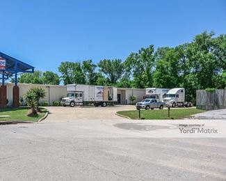 Photo 3 of Secure Storage - 900 Keystone Court, Pelham, AL