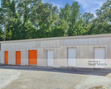 Storage Units for Rent available at 375 Montgomery Avenue, Thorsby, AL 35171