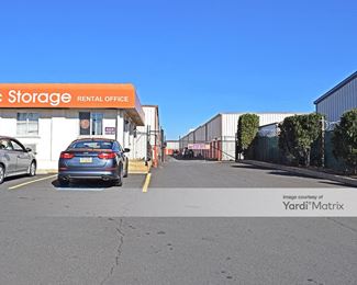 Photo 3 of Public Storage - 6225 Oxford Avenue, Philadelphia, PA