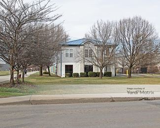 Photo 2 of Infinite Self Storage - 1102 East 52nd Street, Indianapolis, IN