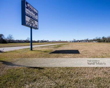 Storage Units for Rent available at 4500 Mustang Road, Alvin, TX 77511