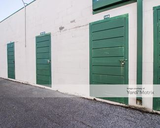 Photo 5 of Space Saver 8 Self Storage - 6333 South Loop East, Houston, TX