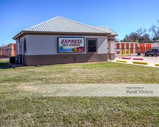 Photo 5 of Express Self Storage - 1597 Highway 35 Bypass South, Alvin, TX