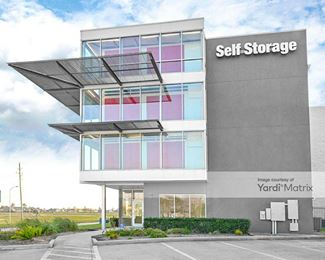 Photo 2 of CubeSmart Self Storage - 3200 Kirby Drive, Pearland, TX