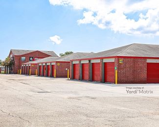 Photo 3 of iStorage - 2919 FM1765 Road, La Marque, TX