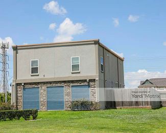 Photo 2 of iStorage - 1670 Rollingbrook Drive, Baytown, TX