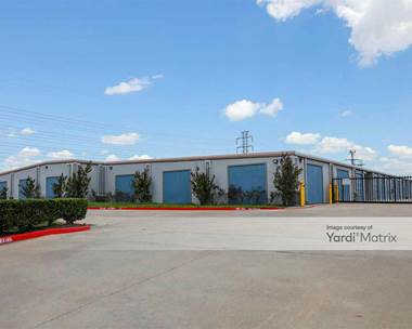 Storage Units for Rent available at 1670 Rollingbrook Drive, Baytown, TX 77521